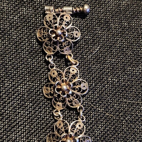 Vintage flowers bracelet - Picture 3 of 4